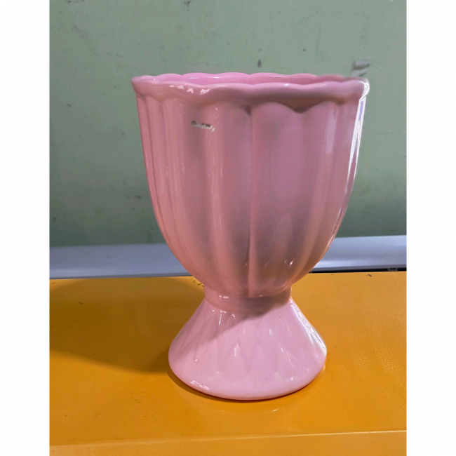 vaso pequeno rosa redondo