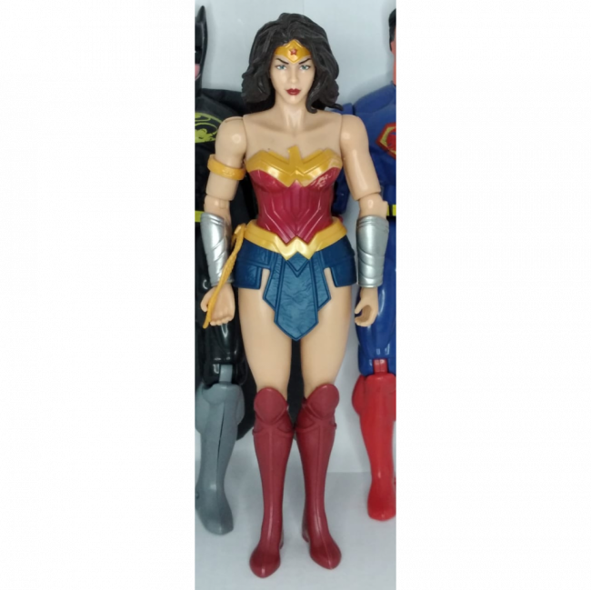 BONECA ARTICULADA DE PLASTICO MULHER-MARAVILHA