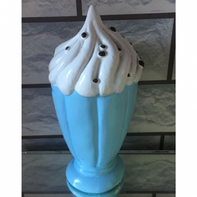 MILKSHAKE DECORATIVO DE LOUÇA AZUL