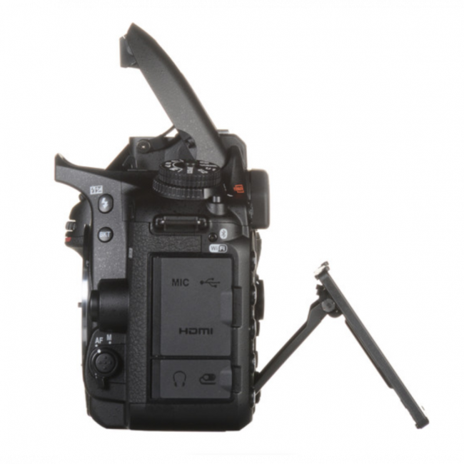 Camera Nikon D7500 DSLR