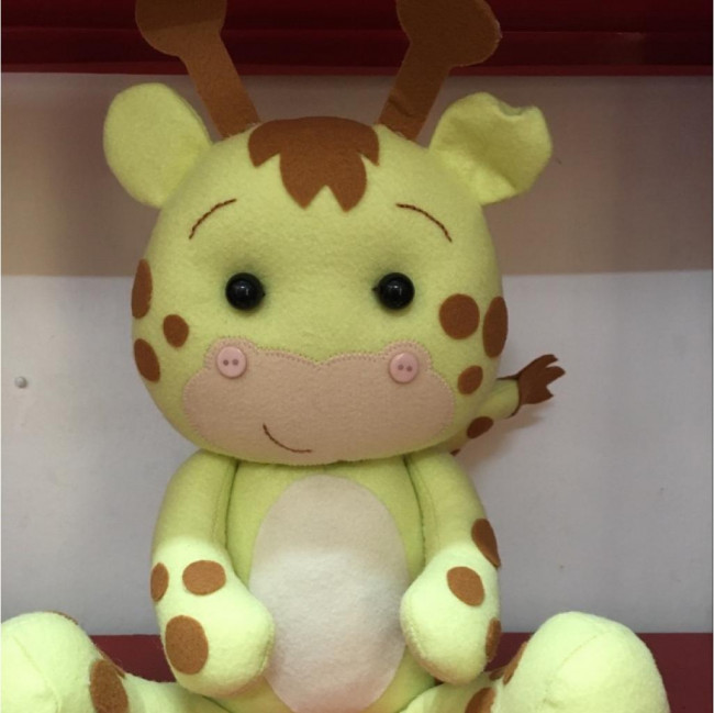 BONECO GIRAFA ( SAFARI )