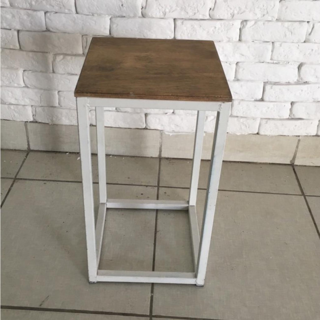 MESA CUBO BRANCA TAMPO CASTANHA PP