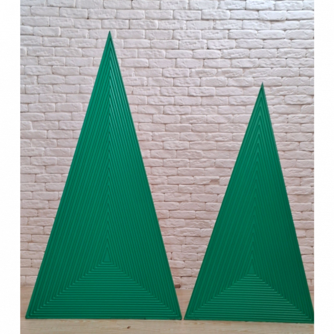 Painel triangular frisado verde P (Natal) 1,50x83