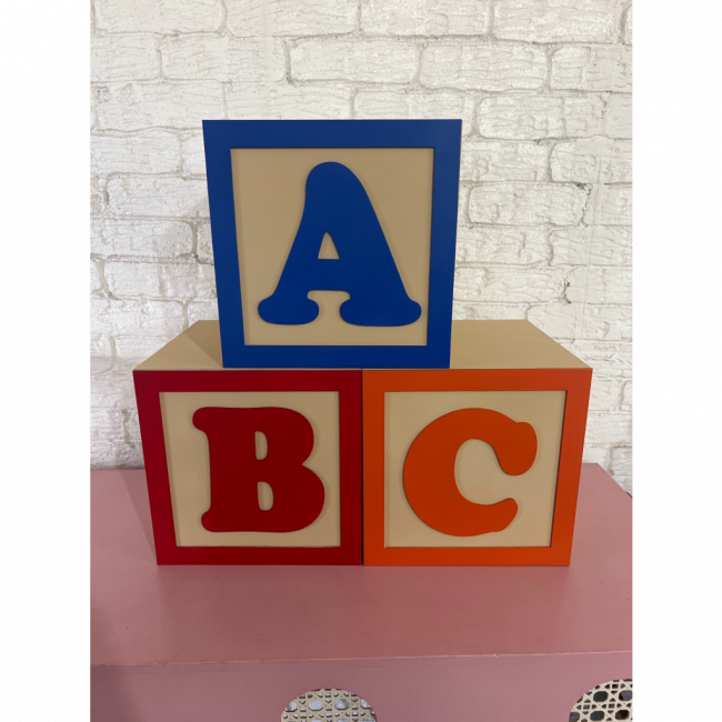 TRIO DE CUBOS ABC 25CM