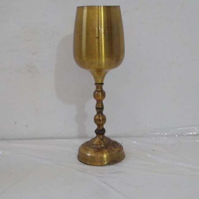 Vaso metal dourado efeito escovado 40x10 com avaria