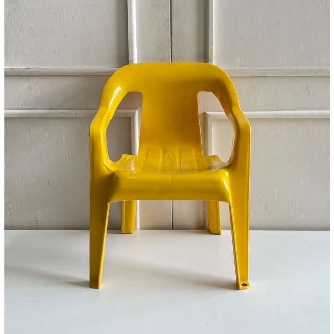Cadeira Plástico Infantil Amarelo