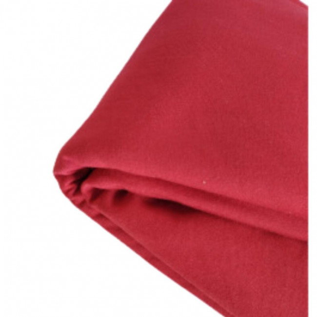 TECIDO VERMELHO COM BARRA PARA CORTINADO