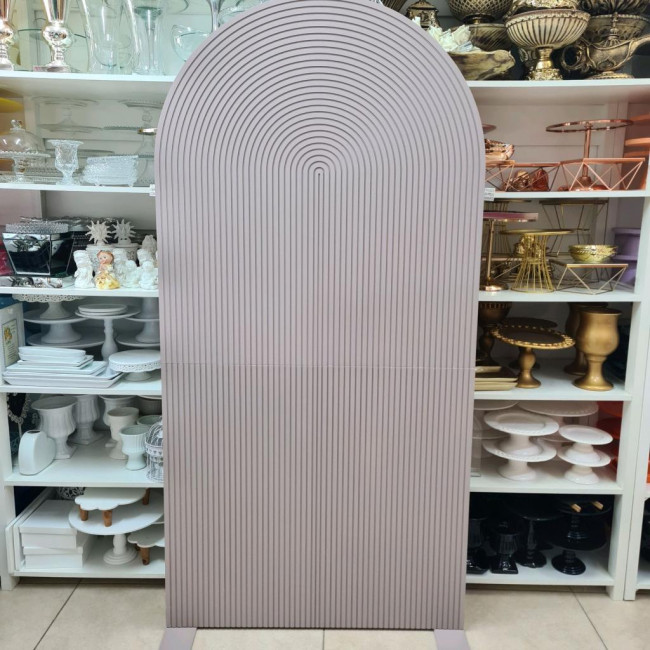 Painel madeira oval ripado fendi