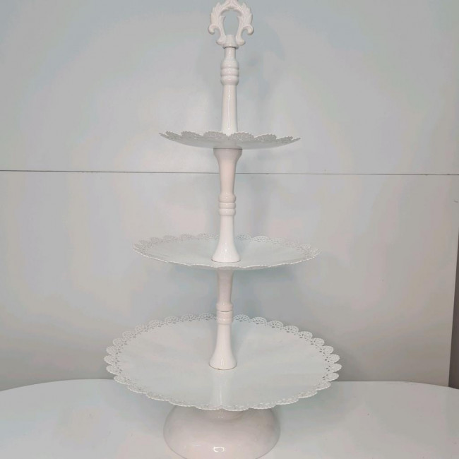 Torre/Suporte de doces metal renda 3 andares branco