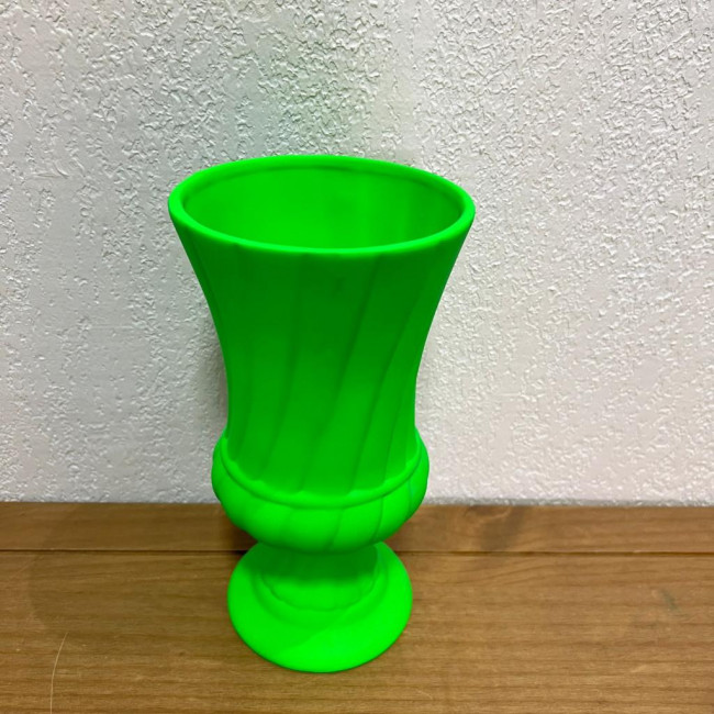 .Vaso Verde Neon Cerâmica M16 - 27cm (A) x 14cm (D)