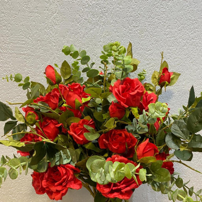 Arranjo Vermelho de Rosas e Eucalipto G3 - 40cm (D)