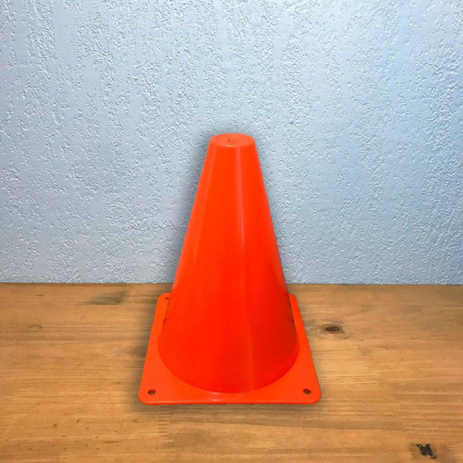 Cone PP2 Laranja de Mesa - 18cm (A) x 13.5cm (L) PVC