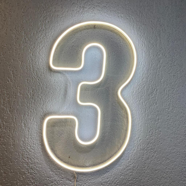 Número 3 Neon M1 - 50cm (A) x 29cm (L) Acrílico