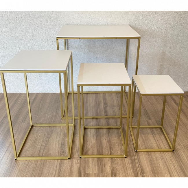 Mesas Douradas Desmontáveis - 4 peças