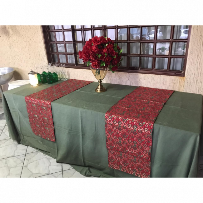 CAMINHO DE MESA VERMELHO E VERDE BOLAS NATAL