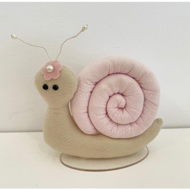 caracol de feltro rosa