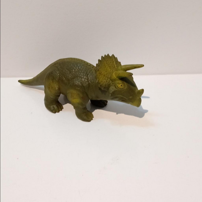 Dinossauro - triceratops p