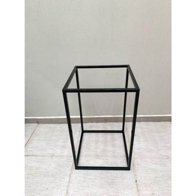 Mesa cubo preta M