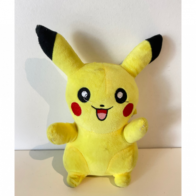 Pikachu Pokémon pelúcia