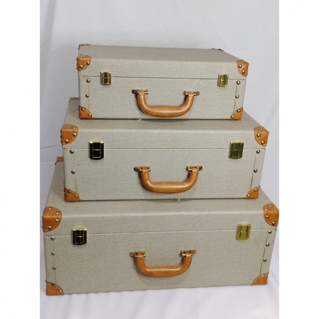 Trio de maletas decorativas