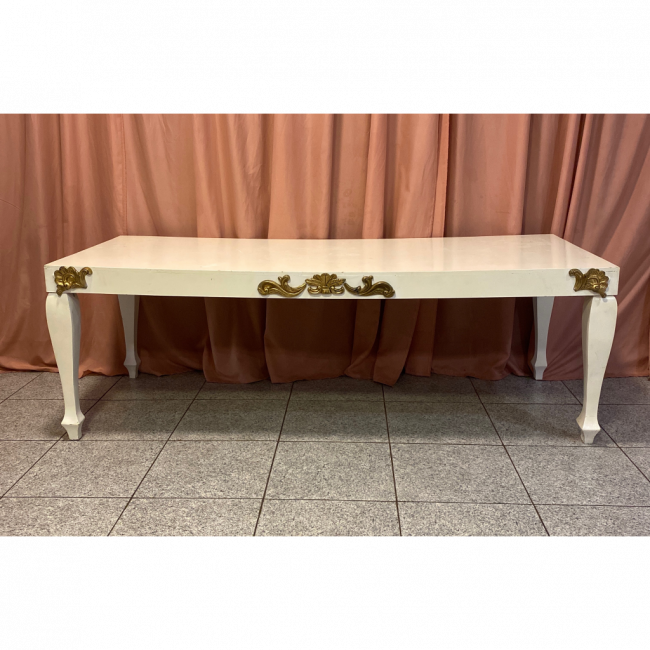 MESA BRANCA COM DOURADO LAQUEADA A81CM L90CM C2,20M