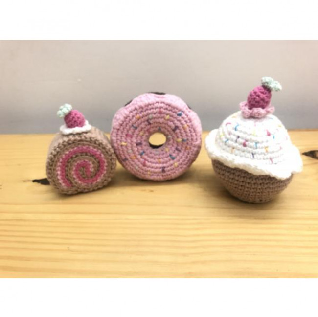 Cupcake Bolo de Rolo Donnut Amigurumi