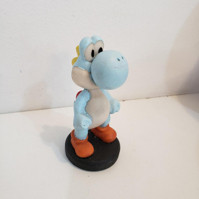 Boneco Yoshi Super Mario Bros biscuit azul