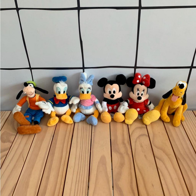 Conjunto Turma do Mickey com 6