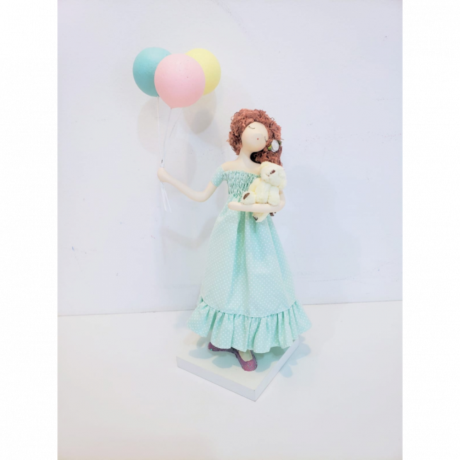 Menina com balões