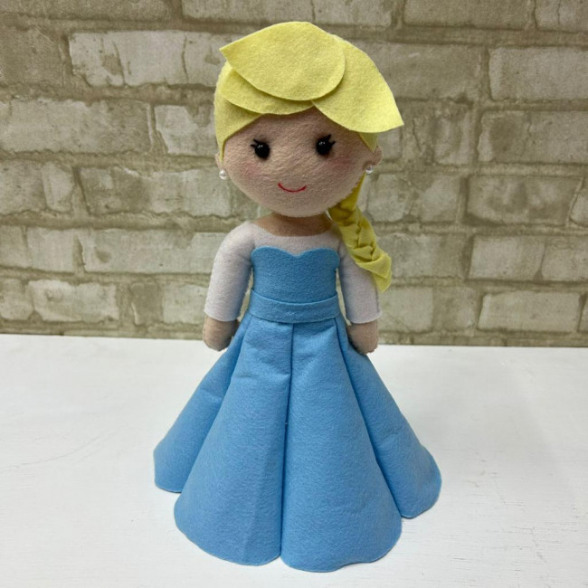 Boneca de Feltro Elsa Frozen