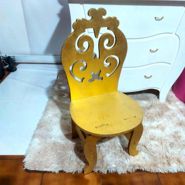 Cadeira Arabesco (Dourada)