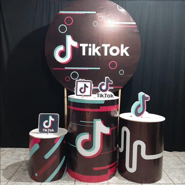Decoração Tik Tok( modelo1)