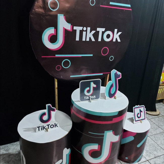 Decoração Tik Tok( modelo1)