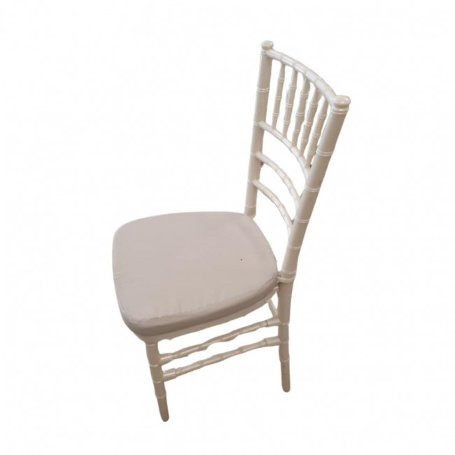 Cadeira Tiffany perola (polipropileno) com assento bege