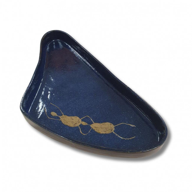 Cerâmica Serra Capivara- Travessa triangular azul escuro