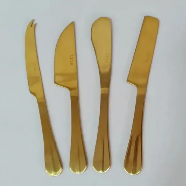 Conjunto com 04 facas para queijo dourada