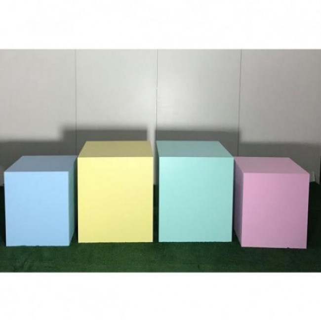 Mesa Cubo azul 51 X 50 X 61 cm Altura Candy