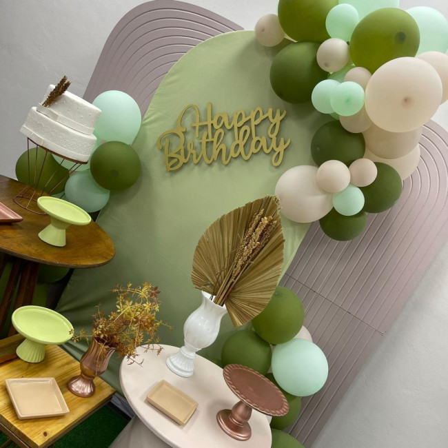 Aniversário adulto Verde / Nude / Rose com balões