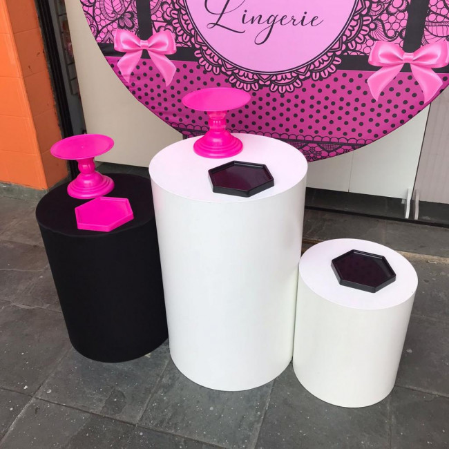 Chá de Lingerie pink com trio de cilindros